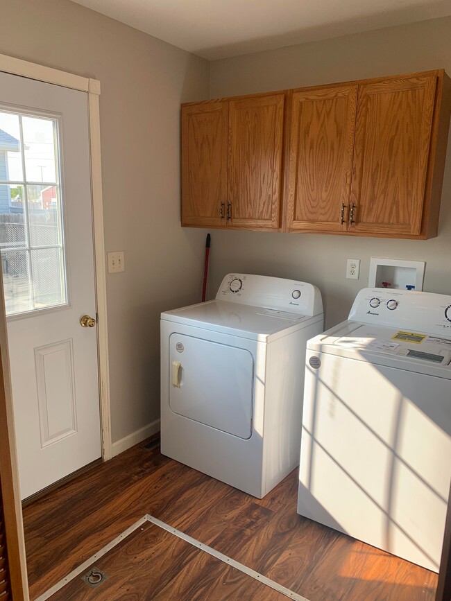 Laundry with Washer/Dryer - 266 3rd Ave