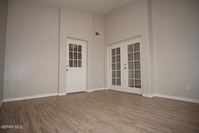 Foto del edificio - 1532 Century Plant Dr