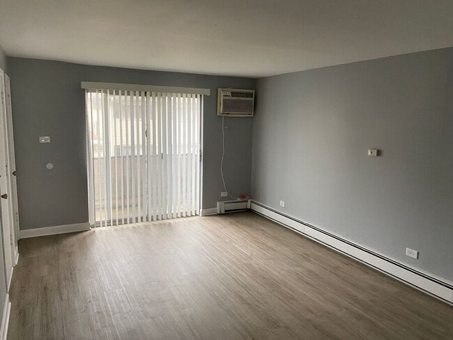 Building Photo - 3700 W 119th St