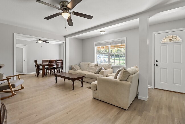 Foto del edificio - 4369 Washington Rd