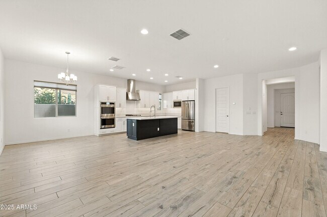 Foto del edificio - 8804 W Vista Ave