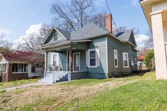 Building Photo - 1208 2nd St