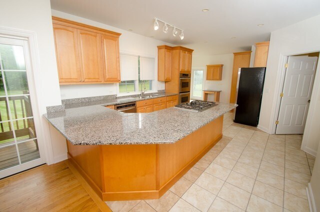 Foto del edificio - 3040 Dominion Ln