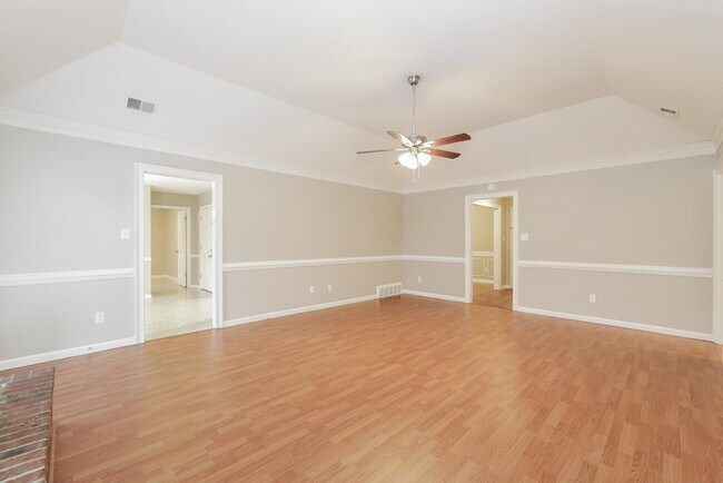 Foto del edificio - 1539 Fox Trace Dr