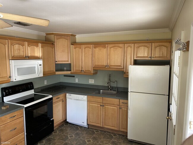 Building Photo - 2 br, 1 bath House - 18 Bellemeade Circle