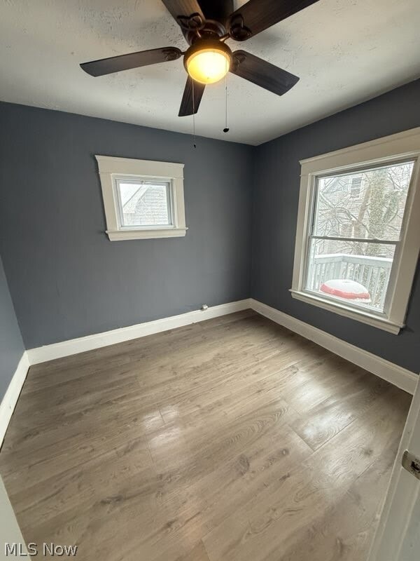 Foto del edificio - 10304 Shale Ave