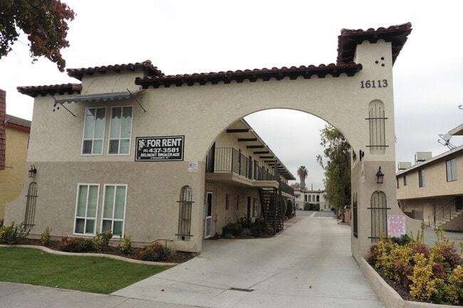 Building Photo - .h16113