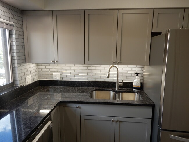 Building Photo - 1526 N Harlem Ave