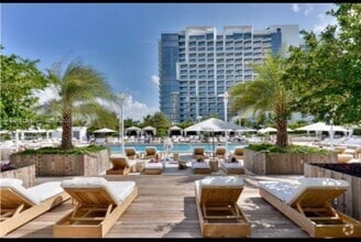 Building Photo - 2301 Collins Ave