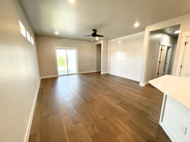 Foto del edificio - 7194 W Storywood St