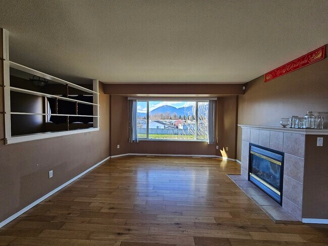 Photo du bâtiment - 9002 Ashwell Rd