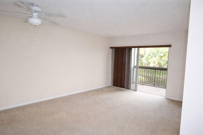 Foto del edificio - 711 N Pine Island Rd