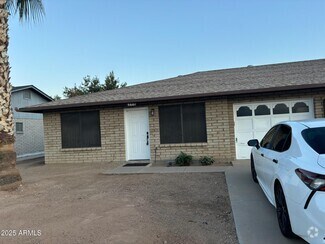Building Photo - 9661 W Vogel Ave