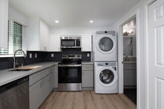 Building Photo - 3736 Arnold Ave