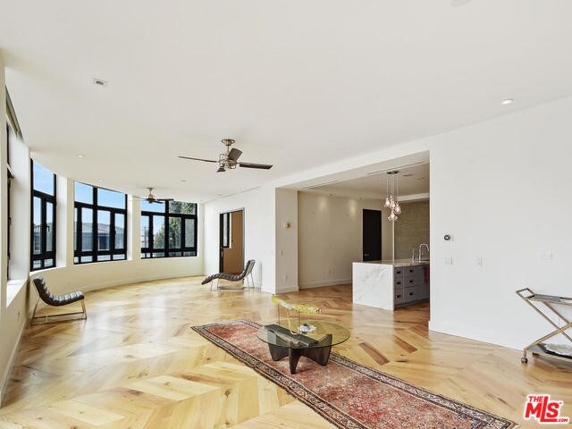 Building Photo - 17351 Sunset Blvd