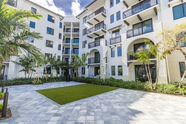Building Photo - Casa Mara