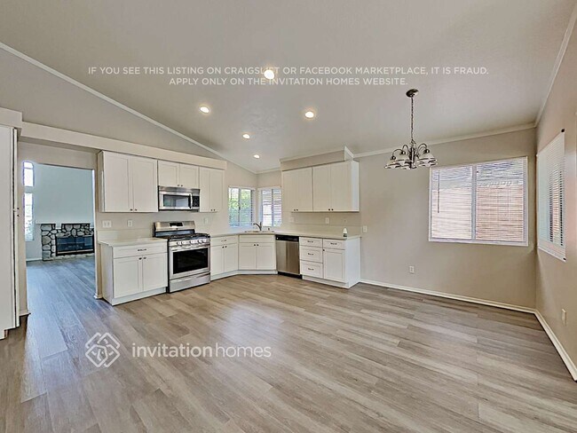 Foto del edificio - 24378 Echo Ridge Dr