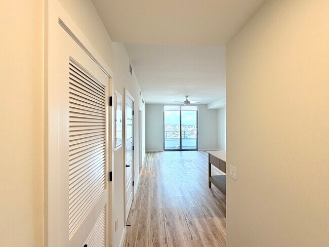 Building Photo - 536 SW 3rd St