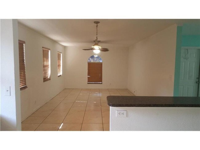 Foto del edificio - 2620 NW 5th St