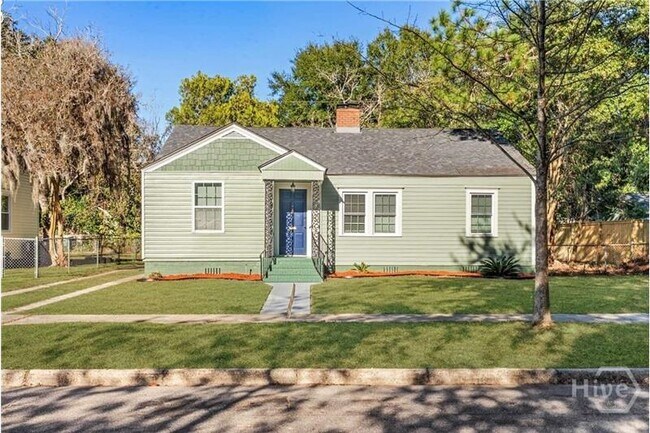 Foto del edificio - 2140 E 42nd St