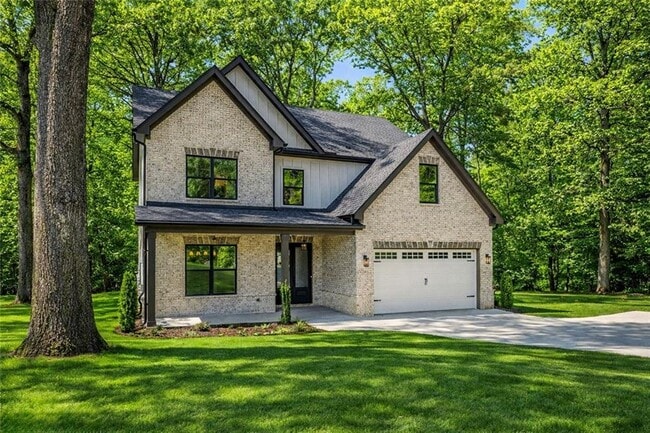 Foto del edificio - 3374 Lee Dr