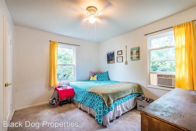 Building Photo - 2 br, 1 bath House - 2116 Walnut Drive