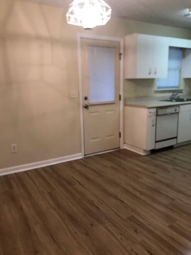 Foto del edificio - 2109 1st Ave