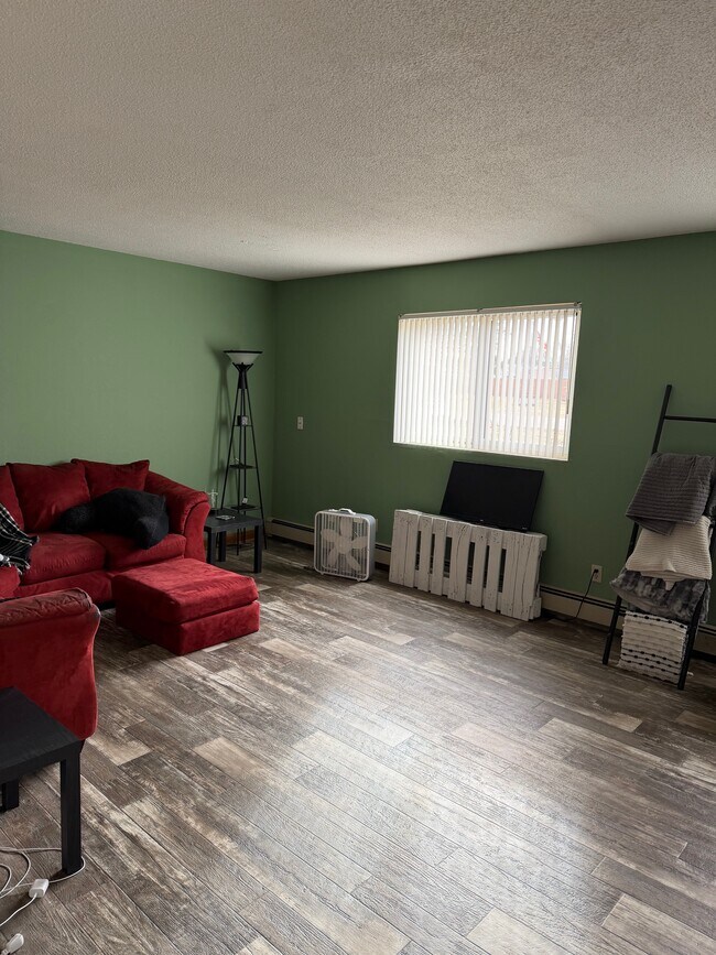 Foto del edificio - 421 5th St NW