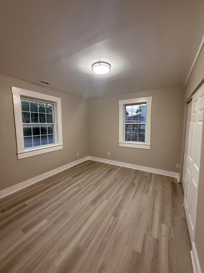 Foto del edificio - 720 S Apperson Way