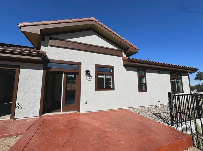 Foto del edificio - Homes Management - Beautiful Home for Rent...