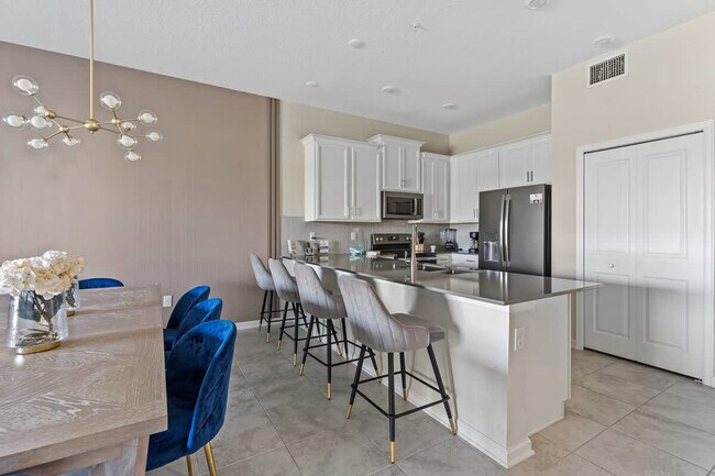 Building Photo - 781 Ocean Course Ave