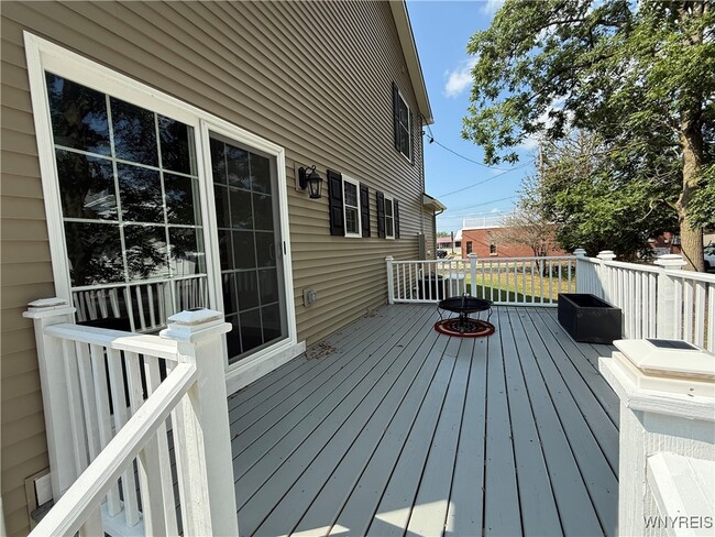 Building Photo - 8550 Nottingham Terrace