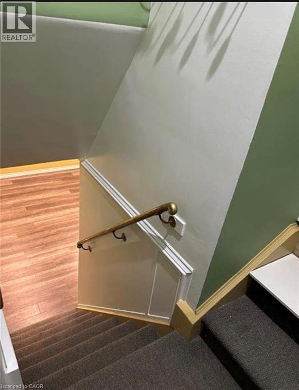 Building Photo - 5 June Ave