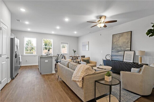 Building Photo - 1150 Hunter Trl