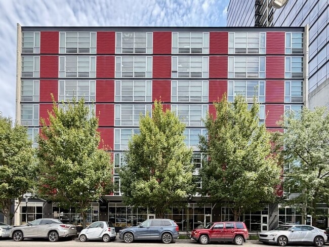 Building Photo - 1515 N Fremont St