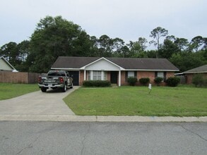 Building Photo - 1088 Desert Shield St