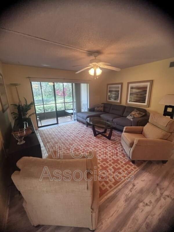 3232 Lake Pine Way E Unit G1, Tarpon Springs, FL 34688 Condo for