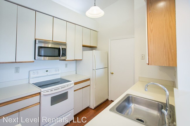 Foto del edificio - 13708 Modrad Way