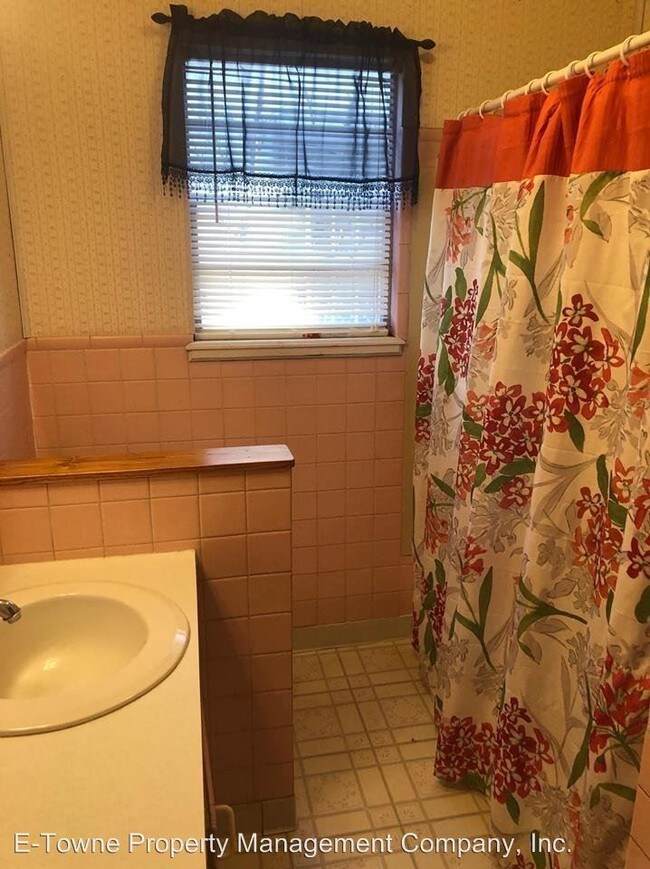 Foto del edificio - 3 br, 1 bath House - 1813 E Park