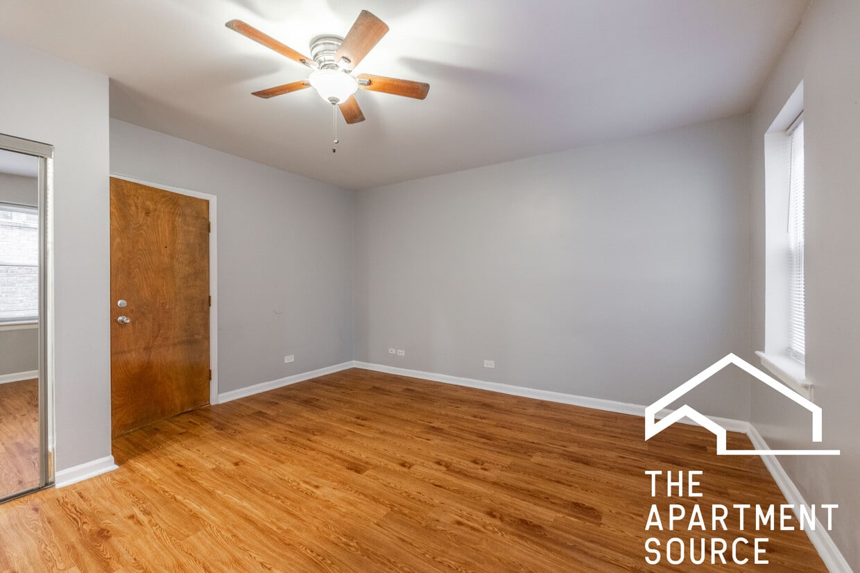 Foto del edificio - 4240 N Kenmore Ave