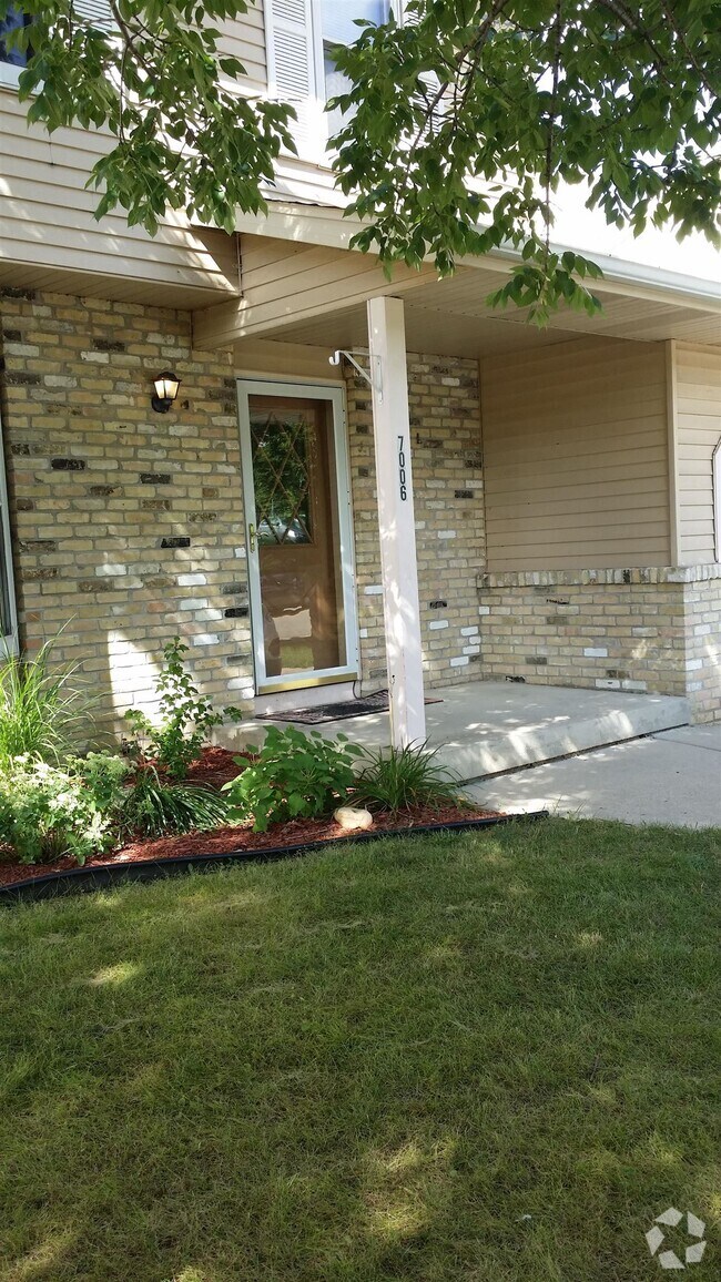 Stonefield Basement Apartments for Rent Middleton, WI 2 Rentals