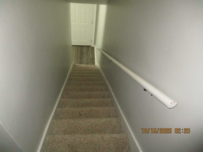 Foto del edificio - 2508 Redwood Ct