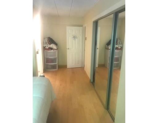 Foto del edificio - 135 Pleasant St