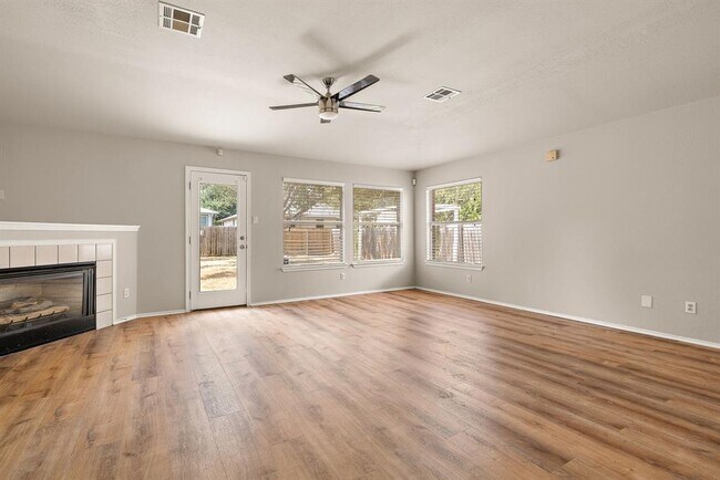 Foto del edificio - 2560 Vernell Way