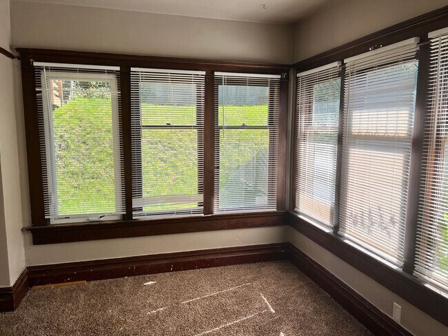 Foto del edificio - 906 N Garden St