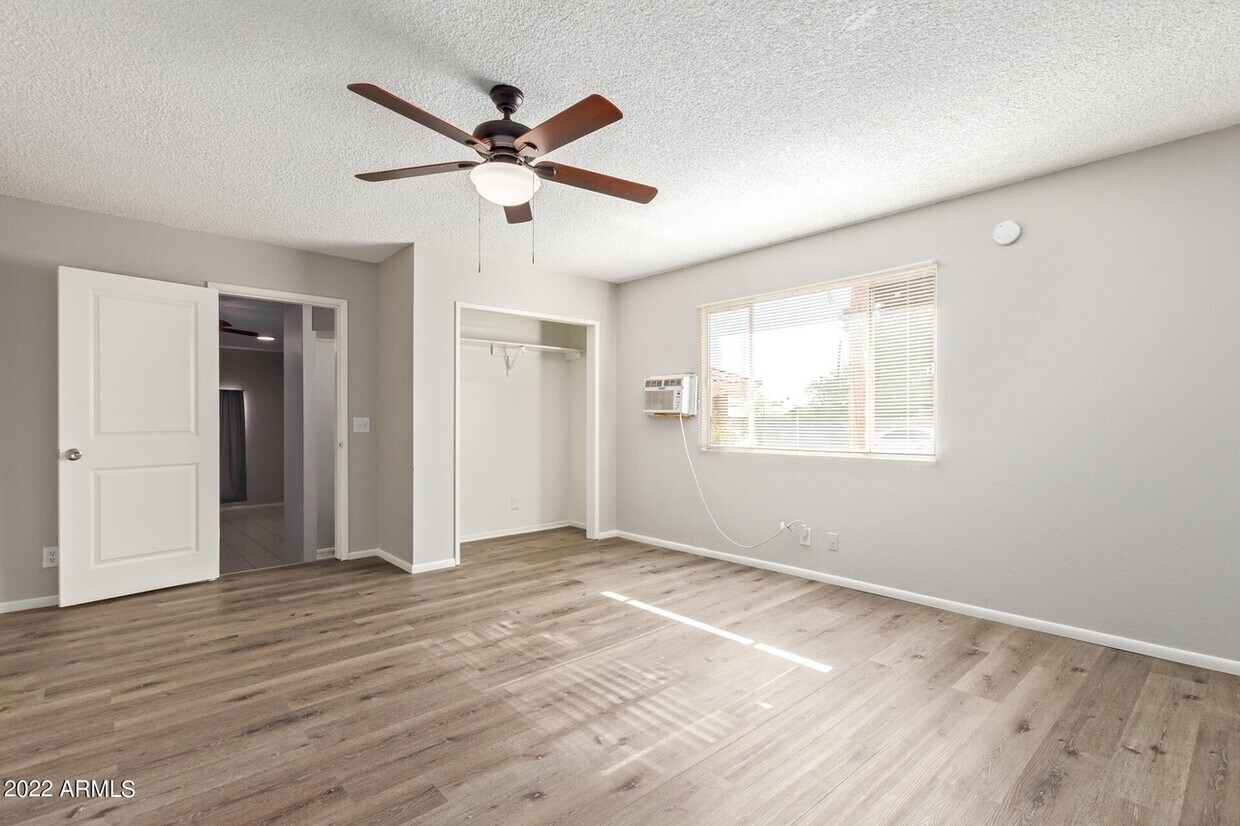 30 W Fremont Rd, Phoenix, AZ 85041 Townhome Rentals in Phoenix AZ