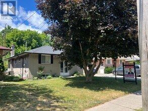 Building Photo - 30 Oakridge Dr