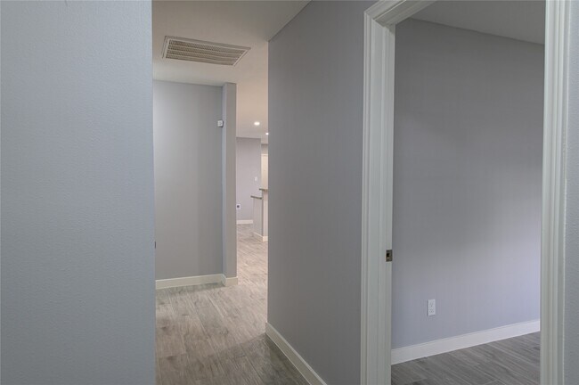 Foto del edificio - 12714 Bauman Rd