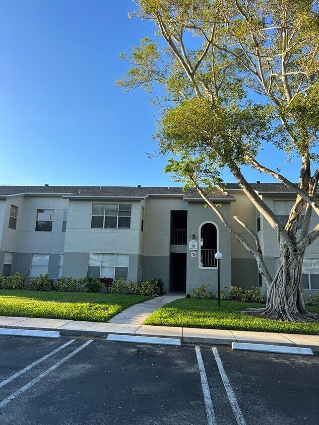 Primary Photo - 1401 Village Blvd