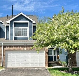 Building Photo - 1232 S Parkside Dr